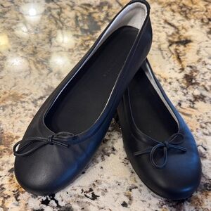 Elegant Black Bow Flats